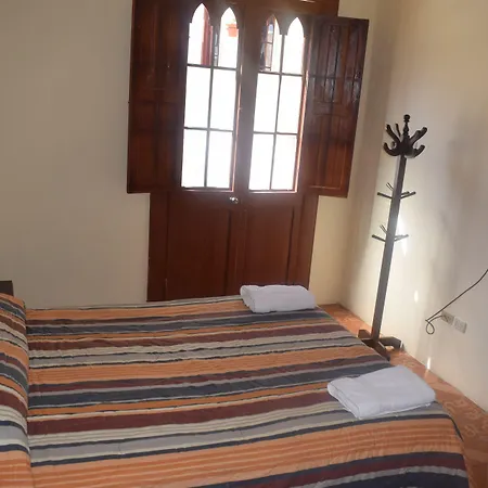Mango Hostel B&B-2